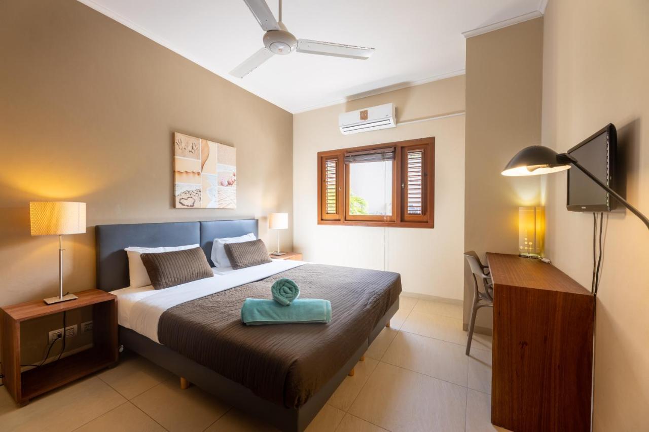 Spanish Water Apartments Willemstad Buitenkant foto